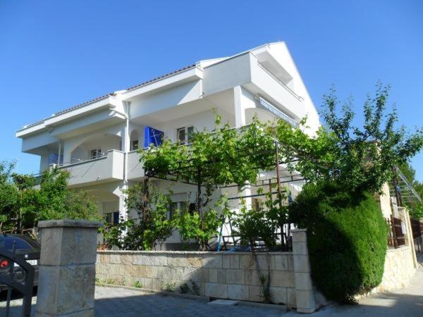 Apartment In Okrug Gornji With Seaview, Balcony, Air Condition, Wifi Trogir Kültér fotó